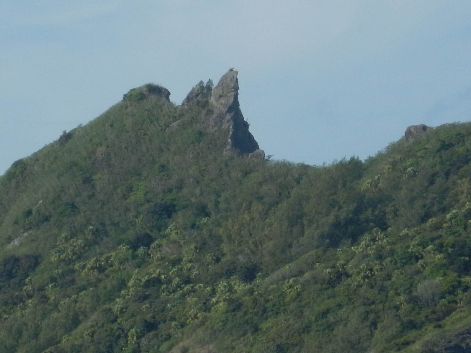 三日月山