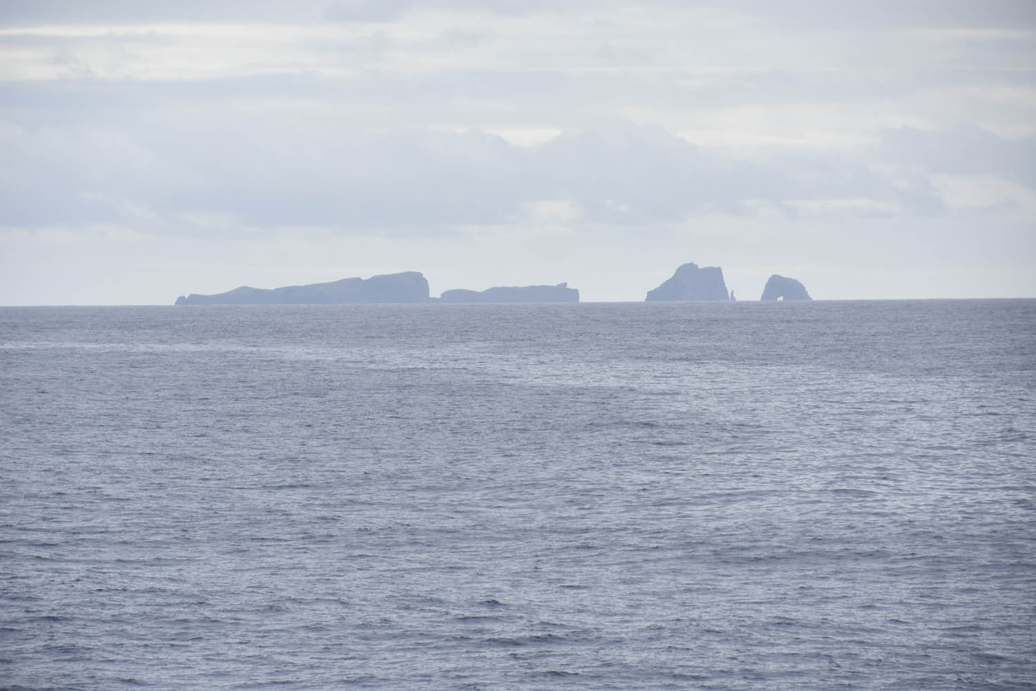 媒島（仲人島）